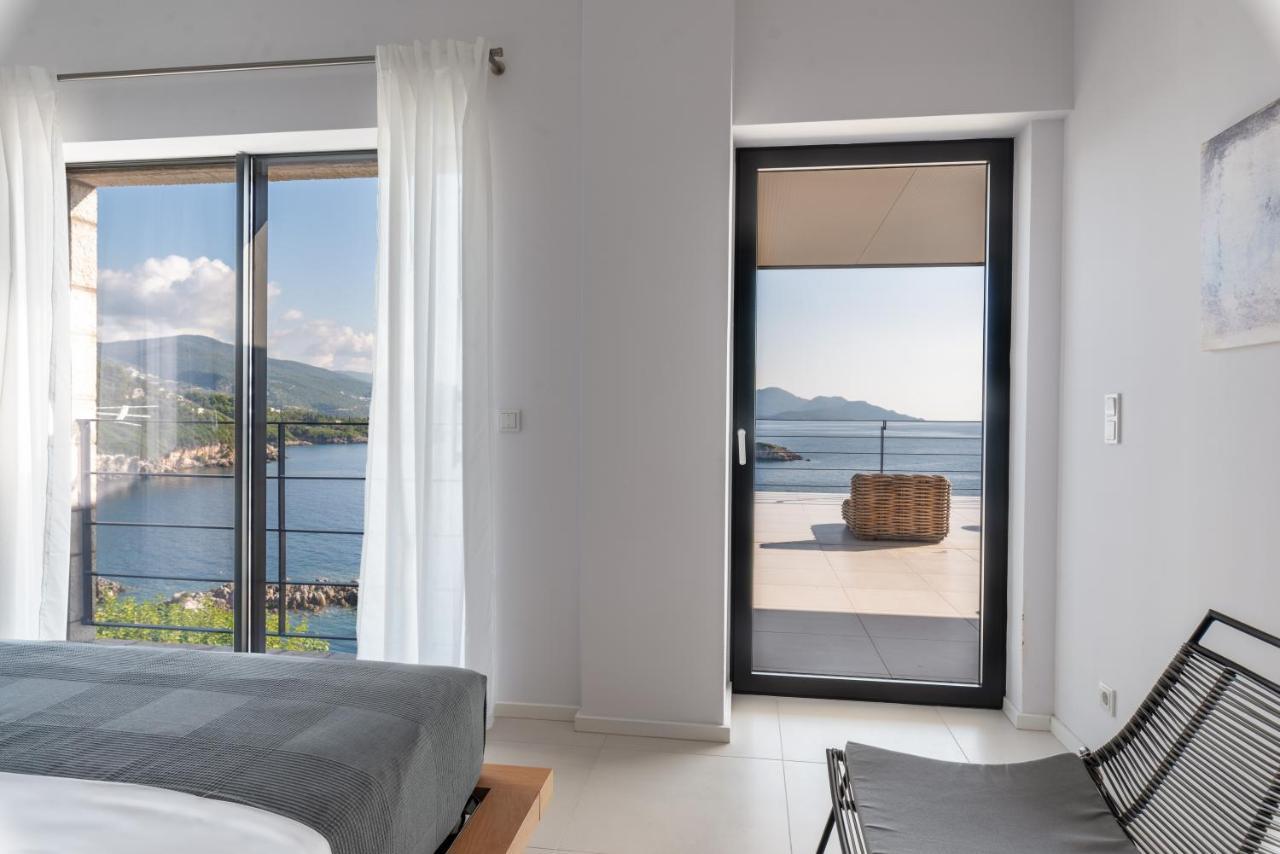 Myzen Villa Asana & Villa Kenshya Сивота Экстерьер фото