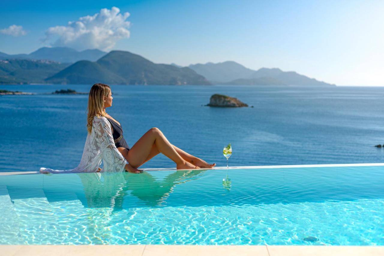 Myzen Villa Asana & Villa Kenshya Сивота Экстерьер фото