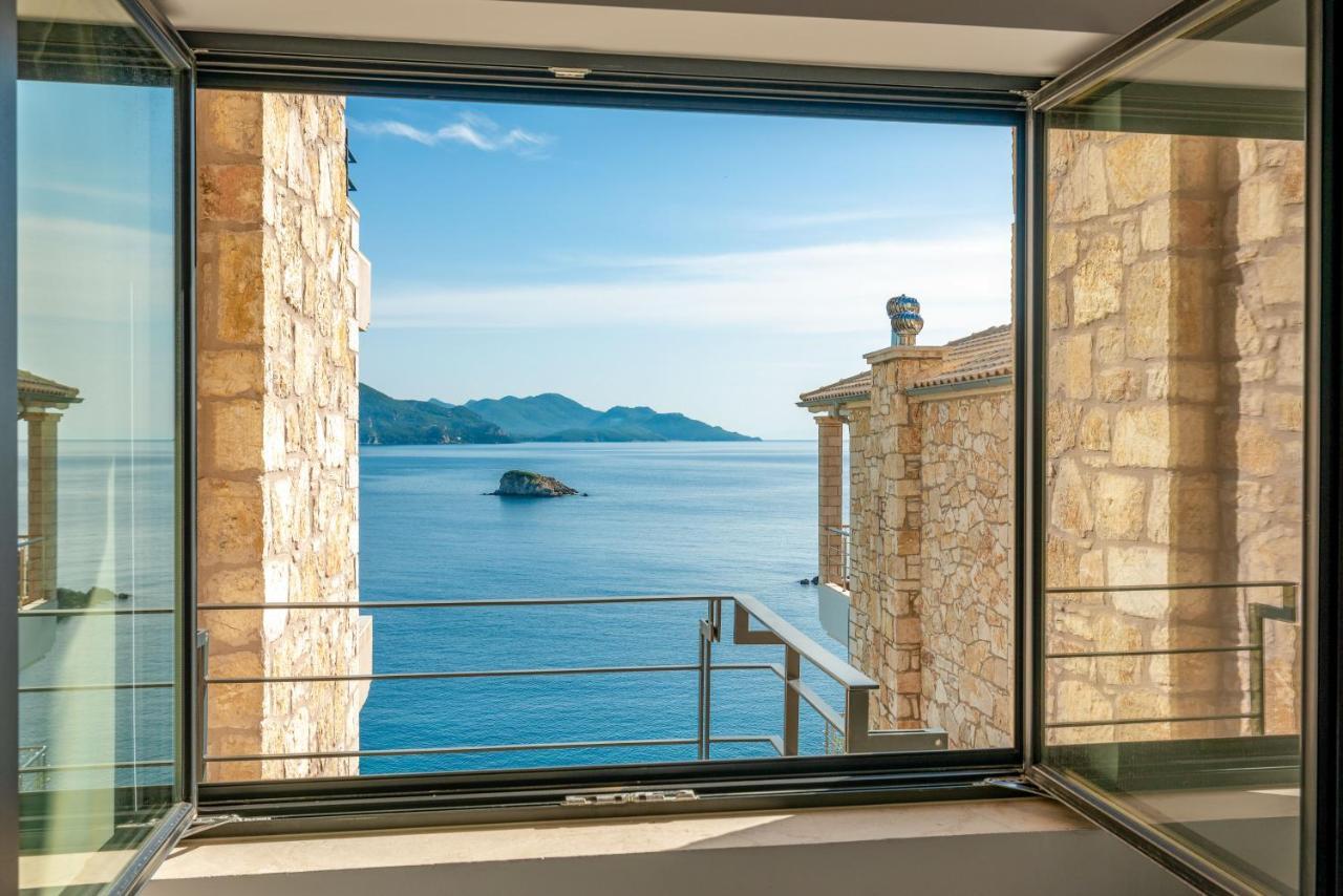 Myzen Villa Asana & Villa Kenshya Сивота Экстерьер фото